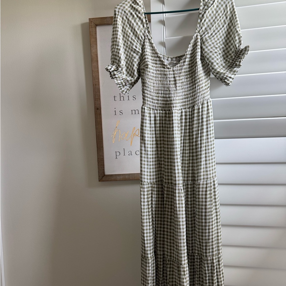 Abercrombie & Fitch Green and White Buttoned Puff Sleeve Sundress
